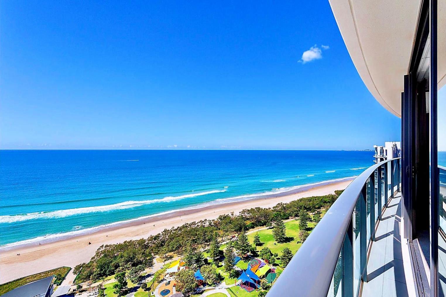 Luxury S Casino Residences Broadbeach - Holiday Paradise Gold Coast Room photo