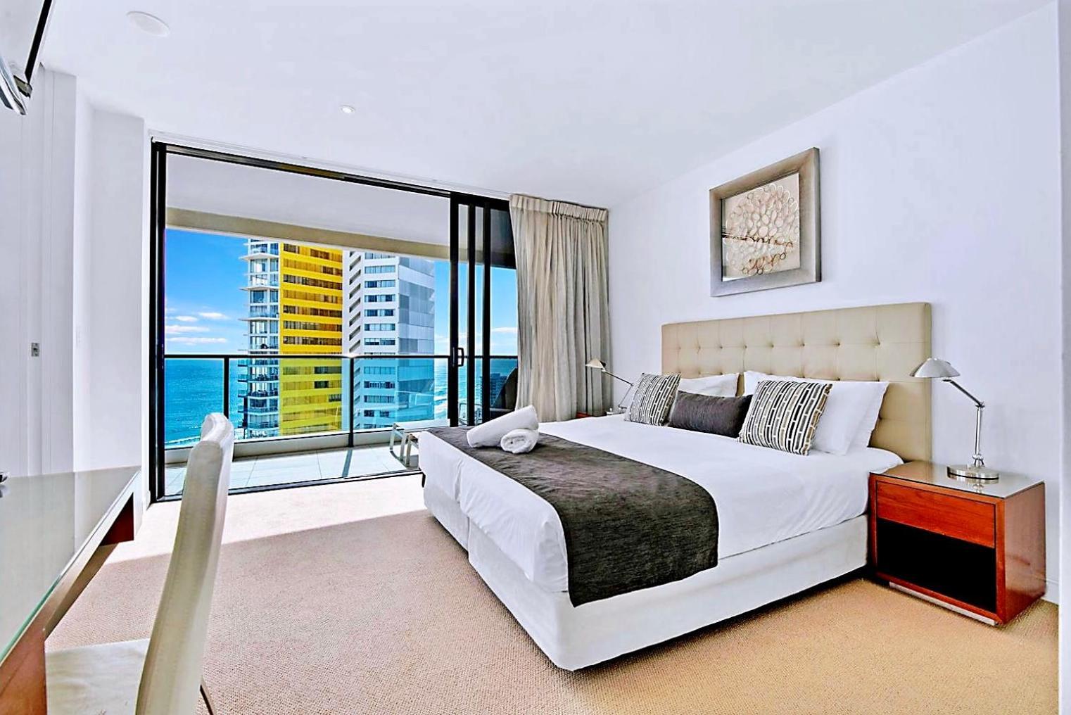 Luxury S Casino Residences Broadbeach - Holiday Paradise Gold Coast Room photo