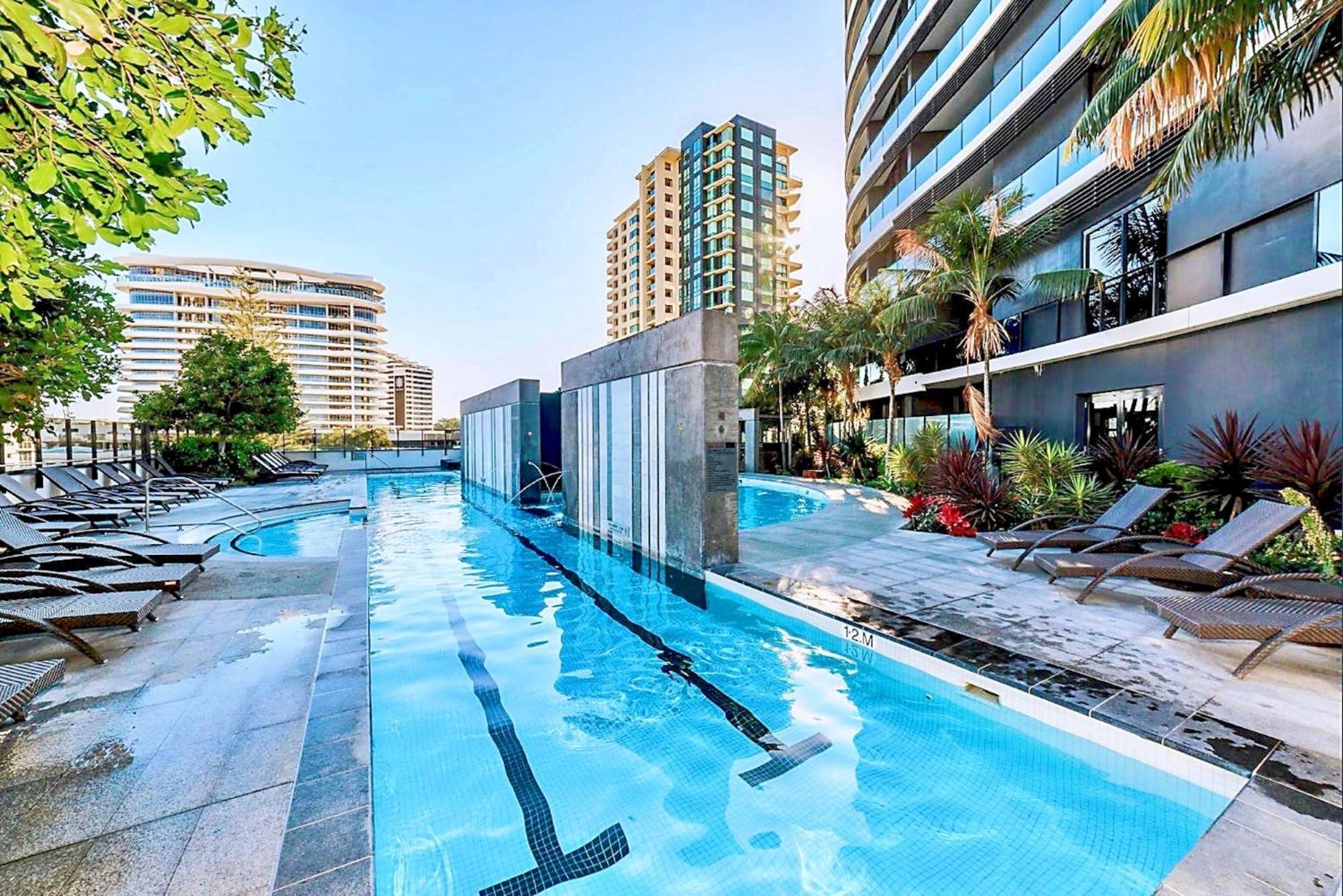 Luxury S Casino Residences Broadbeach - Holiday Paradise Gold Coast Room photo